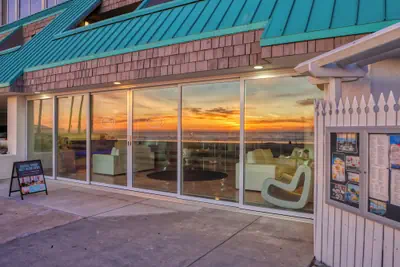 Photo 3 - SeaVenture Beach Hotel
