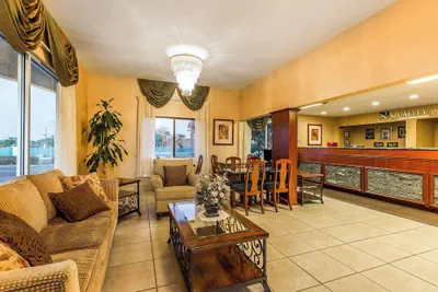 Photo 4 - Quality Inn Near China Lake Naval Station
