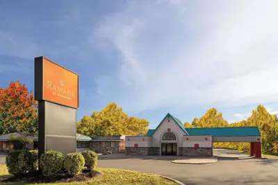 Photo 2 - Ramada by Wyndham Parsippany