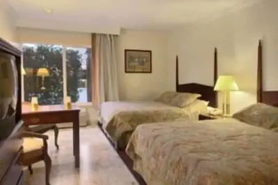 Photo 4 - Merced Inn and Suites