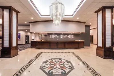 Photo 3 - Sheraton Indianapolis City Centre Hotel
