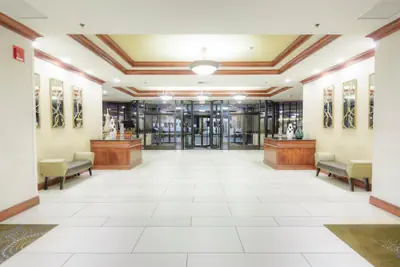 Photo 5 - DoubleTree by Hilton Spokane City Center