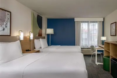 Photo 3 - Spark by Hilton Louisville Airport