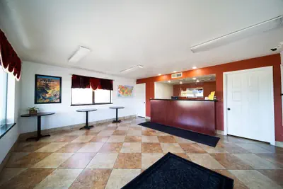 Photo 3 - Superior Suites Phoenix Mesa