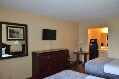 Photo 5 - Altamonte Springs Hotel and Suites