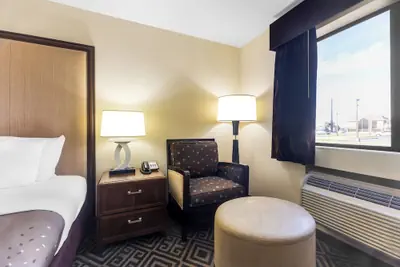 Photo 3 - Travel Inn & Suites - Sikeston/Miner (i-55 Exit-67)