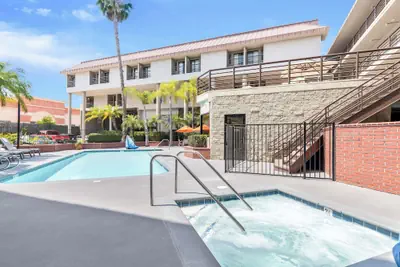Photo 2 - Best Western Plus Irvine Spectrum Hotel