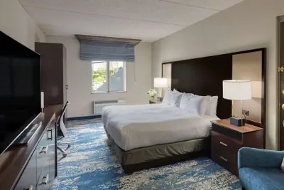 Photo 5 - DoubleTree by Hilton Hotel Port Huron