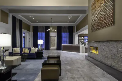 Photo 4 - New Haven Hotel