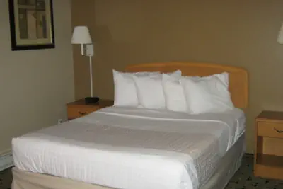 Photo 5 - Americas Best Value Inn & Suites Bismarck
