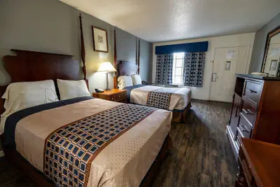 Photo 4 - American Inn & Suites Russellville