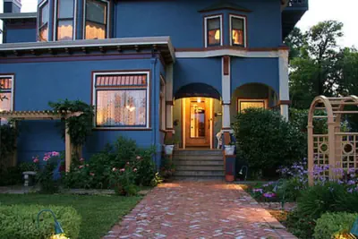 Photo 2 - Napa Inn