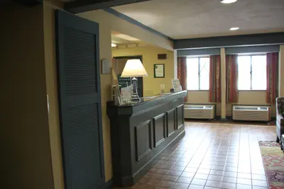 Photo 3 - Quality Inn Cortland - University Area