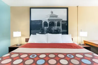 Photo 5 - Super 8 by Wyndham Bath Hammondsport Area