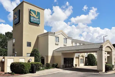 Photo 2 - Quality Inn & Suites Raleigh North