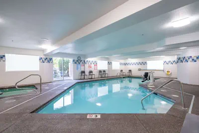Photo 2 - Best Western Lake Oswego/Portland Hotel & Suites