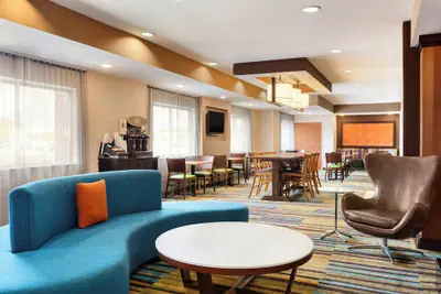 Photo 3 - Fairfield Inn & Suites Toledo Maumee