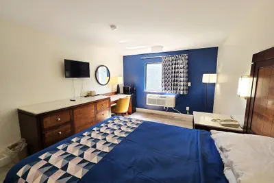 Photo 4 - Economy 7 Inn - Chesapeake/Portsmouth
