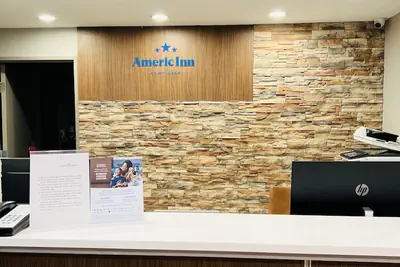 Photo 5 - AmericInn by Wyndham Glendale/Milwaukee