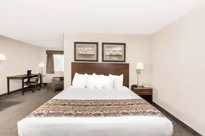 Photo 4 - Baymont by Wyndham LeMars