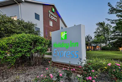 Photo 2 - Holiday Inn Express Chicago NW - Vernon Hills by IHG