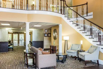 Photo 3 - Comfort Inn & Suites at Stone Mountain