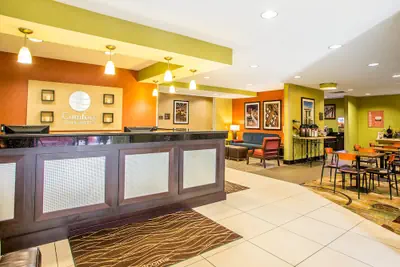 Photo 5 - Comfort Inn & Suites Kansas City - Northeast