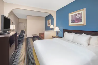 Photo 5 - Baymont by Wyndham Laurel