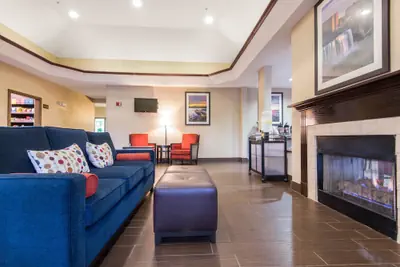 Photo 4 - Comfort Suites Rochester Henrietta University Area