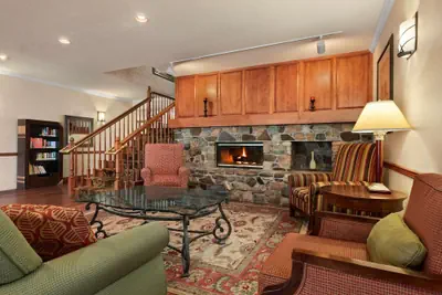 Photo 2 - Country Inn & Suites by Radisson, Stevens Point, WI