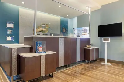 Photo 4 - Best Western Plus Edinburg Inn & Suites