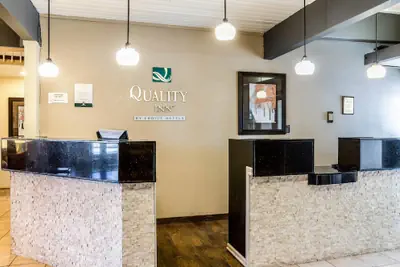 Photo 4 - Quality Inn Buffalo