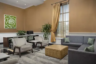 Photo 4 - DoubleTree by Hilton Chicago O'Hare Airport - Rosemont
