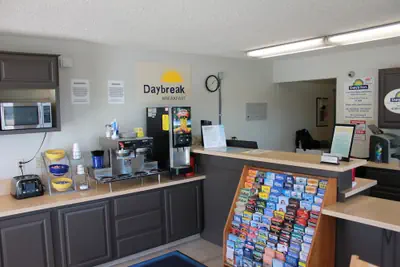 Photo 2 - Days Inn by Wyndham Barstow