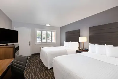Photo 3 - Days Inn by Wyndham Ukiah