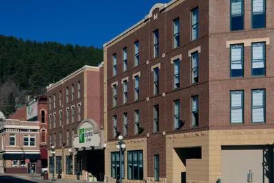 Photo 2 - Holiday Inn Express Hotel & Suites Deadwood-Gold Dust Casino by IHG