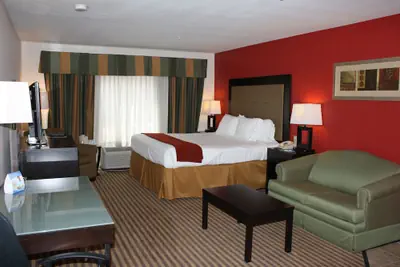 Photo 3 - Holiday Inn Express Hotel & Suites Livingston by IHG