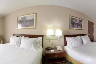 Photo 5 - Holiday Inn Express Hotel & Suites Livingston by IHG