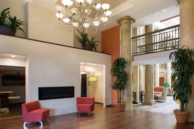 Photo 4 - Holiday Inn Express Hotel & Suites San Jose-Morgan Hill by IHG