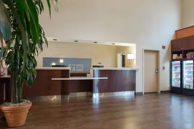 Photo 3 - Holiday Inn Express Hotel & Suites San Jose-Morgan Hill by IHG