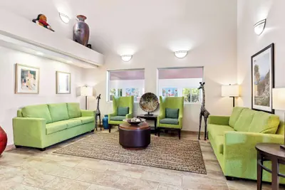 Photo 4 - Comfort Inn & Suites I-25 near Spaceport America