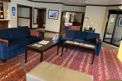 Photo 5 - Days Inn by Wyndham Austintown