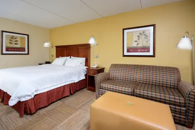 Photo 5 - Hampton Inn Raleigh-Capital Blvd. North