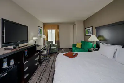 Photo 5 - Hampton Inn Bowie