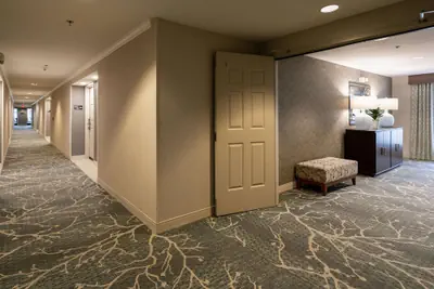 Photo 4 - Hampton Inn & Suites Nashville-Green Hills