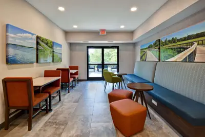 Photo 3 - Hampton Inn Potomac Mills/Woodbridge