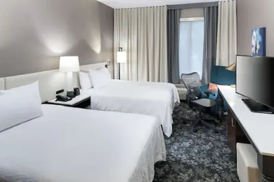 Photo 5 - Hilton Garden Inn Sacramento/South Natomas