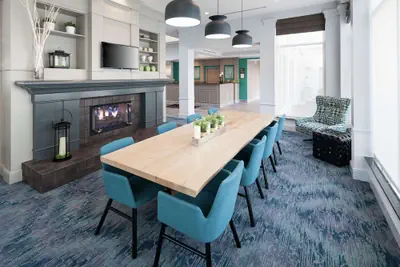 Photo 4 - Hilton Garden Inn Sacramento/South Natomas
