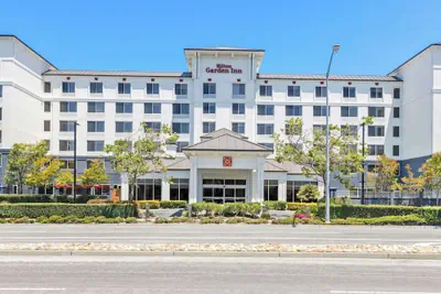 Photo 2 - Hilton Garden Inn San Mateo
