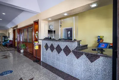 Photo 4 - Studio 6 Suites – Pasadena, TX